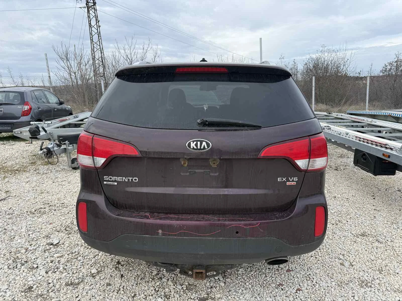 Kia Sorento, снимка 4 - Автомобили и джипове - 55883694