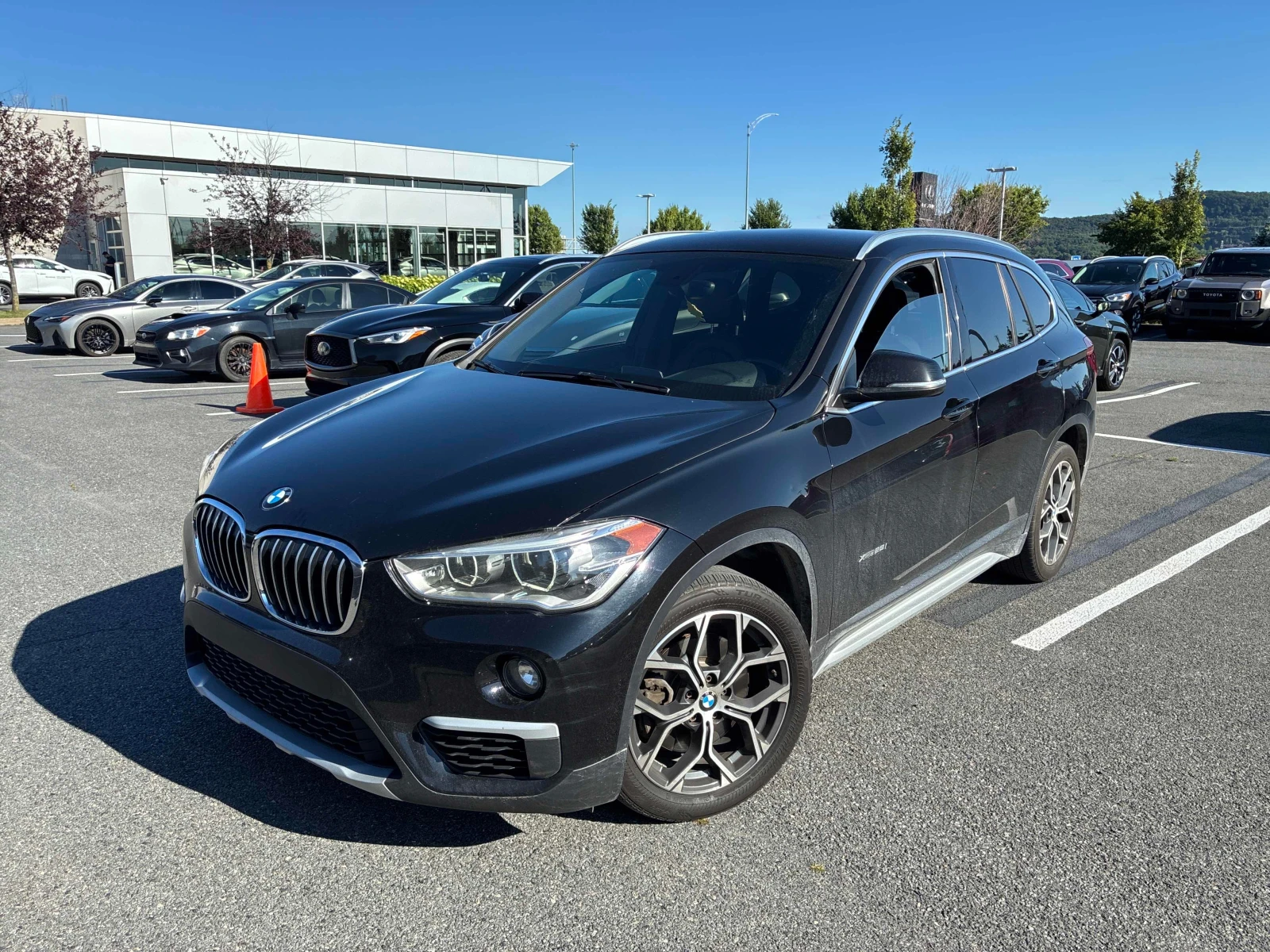 BMW X1 * xDrive28i * АВТОКРЕДИТ * ПРЕДСТАВИТЕЛСТВО