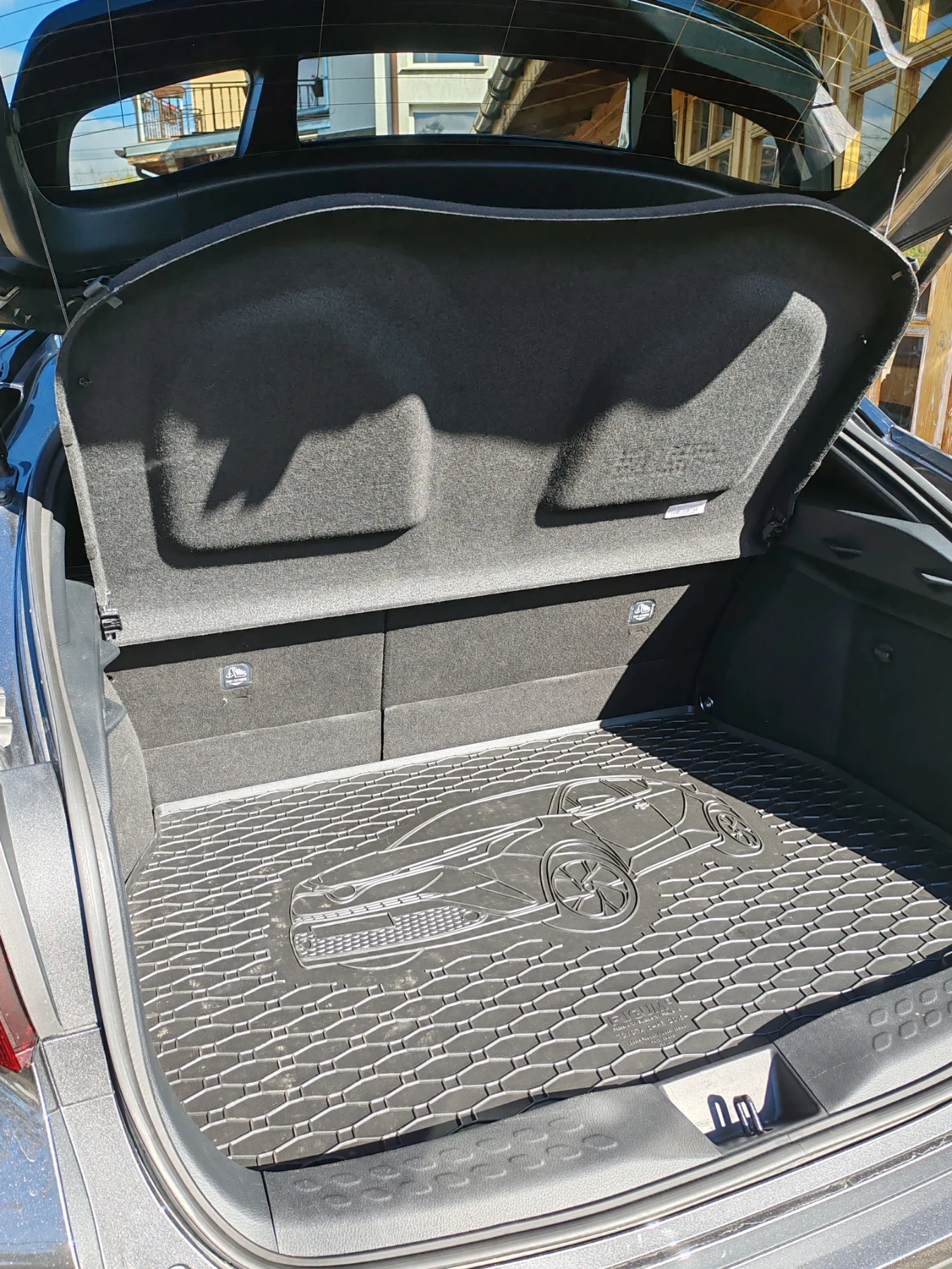 Toyota C-HR 2.0 HIBRID, снимка 5 - Автомобили и джипове - 56624284