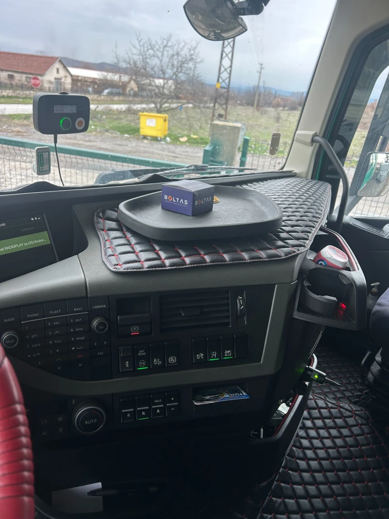 Volvo Fh, снимка 4 - Камиони - 53584905