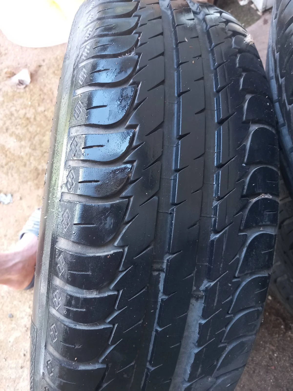 Гуми с джанти Kleber 195/65R15, снимка 2 - Гуми и джанти - 55618405