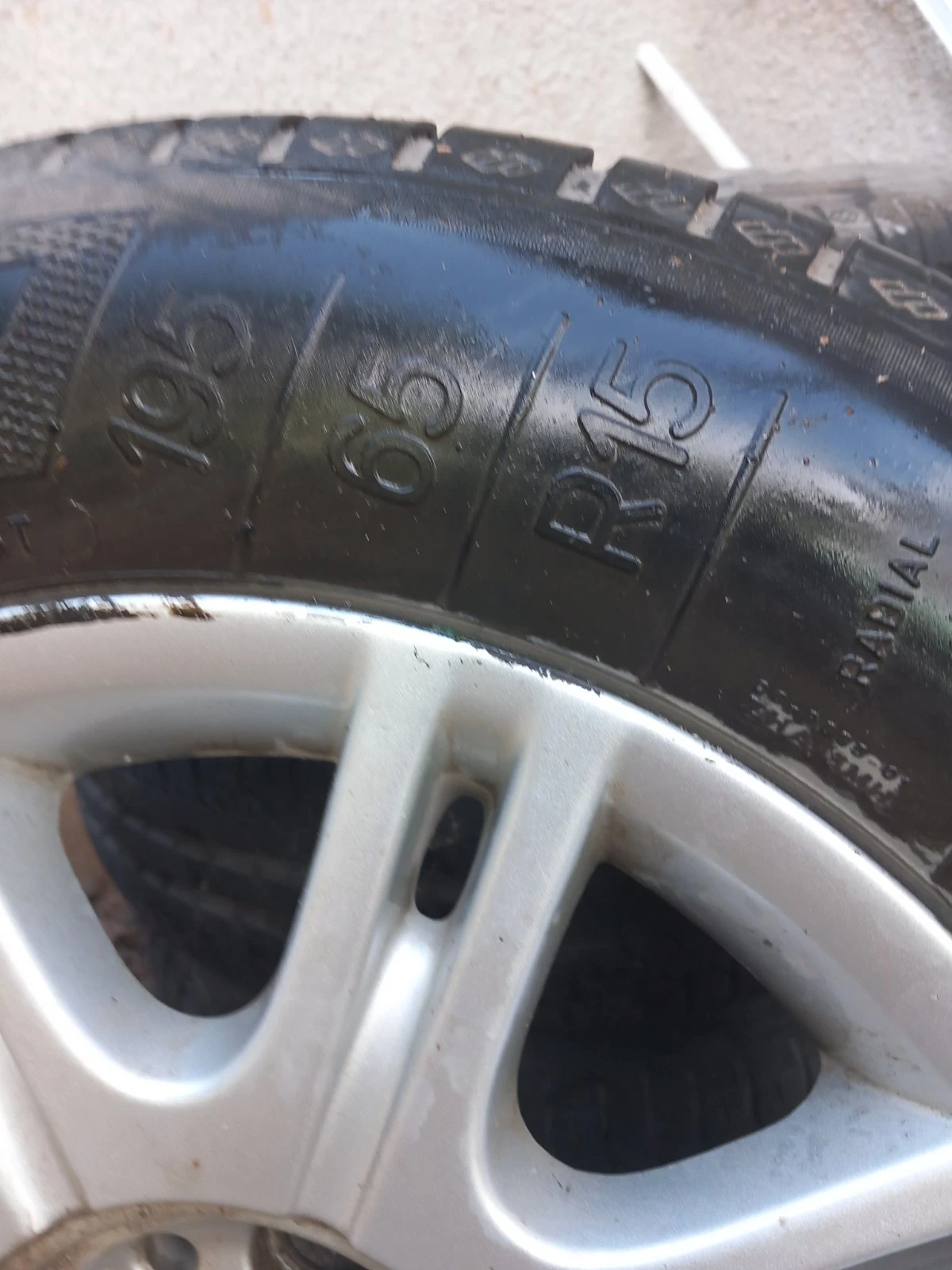 Гуми с джанти Kleber 195/65R15, снимка 4 - Гуми и джанти - 55618405