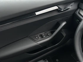 Skoda Octavia TSI* CAM* DISTR* LED* CARPLAY* , снимка 9