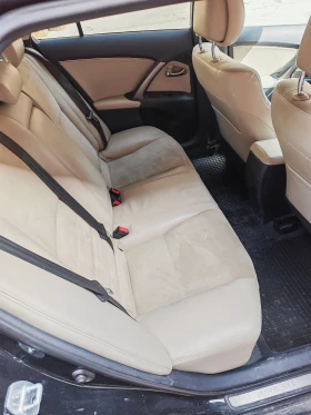 Toyota Avensis, снимка 8
