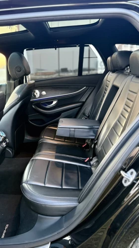 Mercedes-Benz E 220, снимка 8