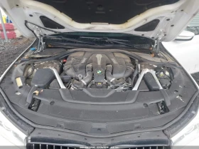 BMW 750 4.4l I xDrive, снимка 10