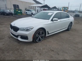 BMW 750 4.4l I xDrive, снимка 2