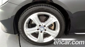 Mercedes-Benz E 200, снимка 5