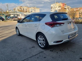 Toyota Auris 1.8 facelift, снимка 6