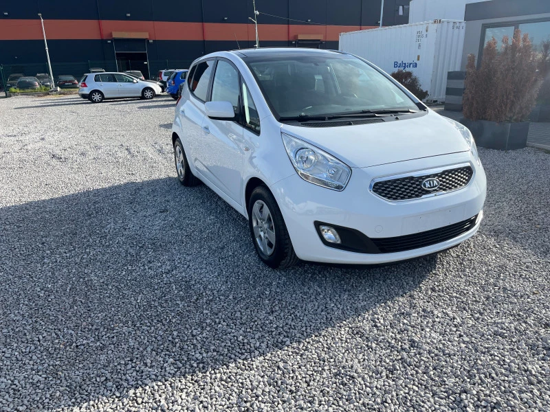 Kia Venga 1.4CRDI-90k.c. FULLSKY /Панорама/, снимка 8 - Автомобили и джипове - 45020017