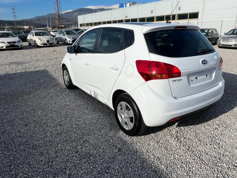 Kia Venga 1.4CRDI-90k.c. FULLSKY /Панорама/, снимка 4 - Автомобили и джипове - 45020017