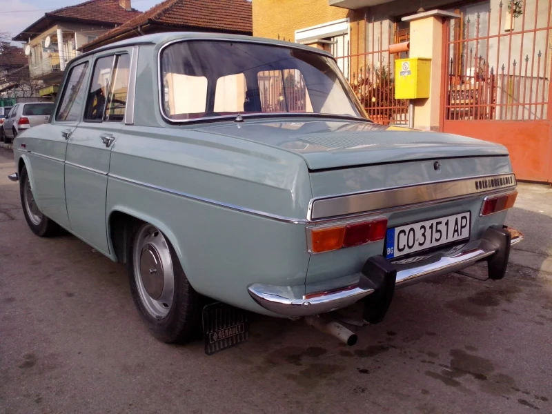 Renault 10, снимка 2 - Автомобили и джипове - 47959918