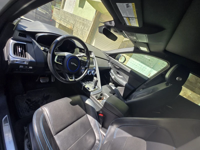 Jaguar E-pace P300, снимка 8 - Автомобили и джипове - 52250022