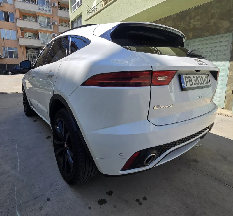 Jaguar E-pace P300, снимка 10 - Автомобили и джипове - 52250022