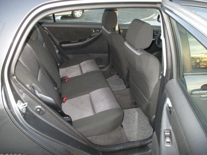 Toyota Corolla 2.0/ДИЗЕЛ/116кс./КАТО НОВА/, снимка 15 - Автомобили и джипове - 52482115