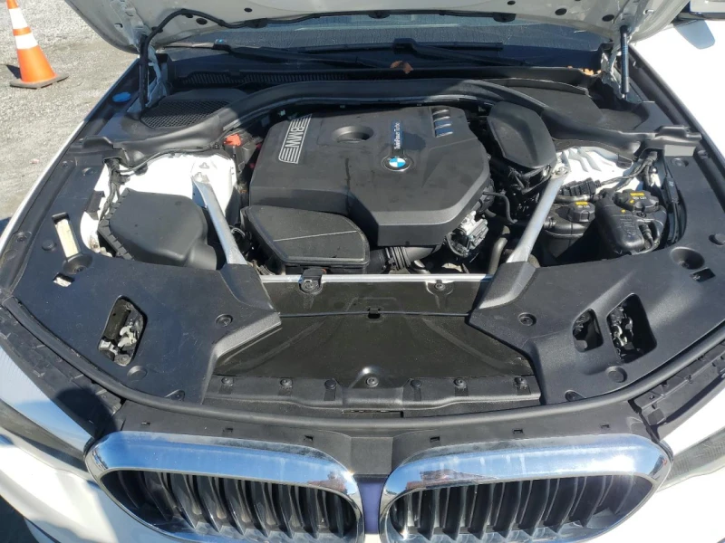 BMW 530 XDRIVE* DIGITAL* КОЖА* ОБДУХ* ПОДГРЕВ* , снимка 11 - Автомобили и джипове - 52628580