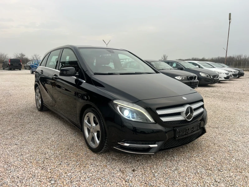 Mercedes-Benz B 200 * Premium* Automat* Distr* LED* , снимка 2 - Автомобили и джипове - 52659842