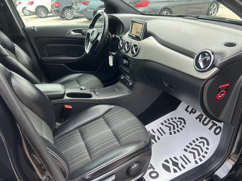 Mercedes-Benz B 200 * Premium* Automat* Distr* LED* , снимка 7 - Автомобили и джипове - 52659842