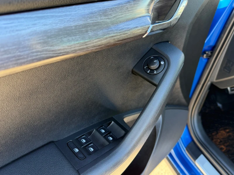 Skoda Octavia 2.0TDI SCOUT, снимка 13 - Автомобили и джипове - 53075817