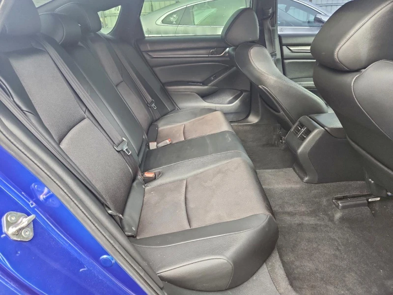 Honda Accord 2l Sport, снимка 10 - Автомобили и джипове - 53172714