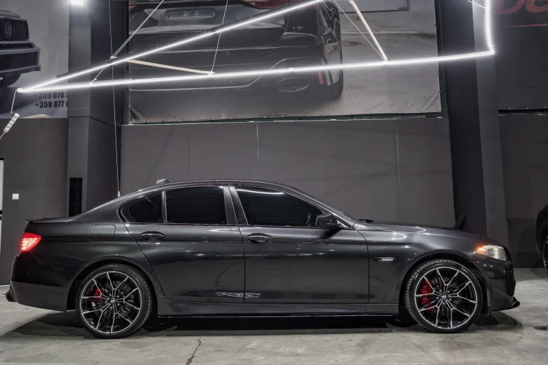 BMW 530 M-PERFORMANCE / 8ZF / AMBIENT / 20 zoll, снимка 5 - Автомобили и джипове - 53336360