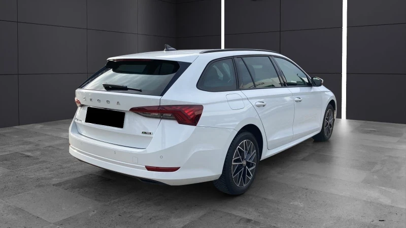 Skoda Octavia TSI* CAM* DISTR* LED* CARPLAY* , снимка 5 - Автомобили и джипове - 53380374