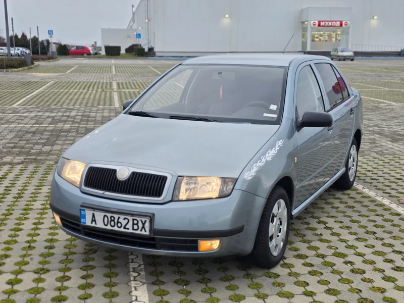 Skoda Fabia 1.2 Бензин , снимка 2 - Автомобили и джипове - 53432673