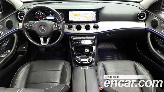 Mercedes-Benz E 200, снимка 7 - Автомобили и джипове - 56063046