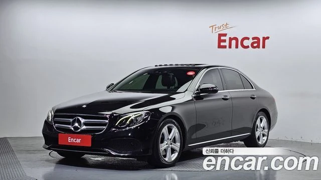 Mercedes-Benz E 200