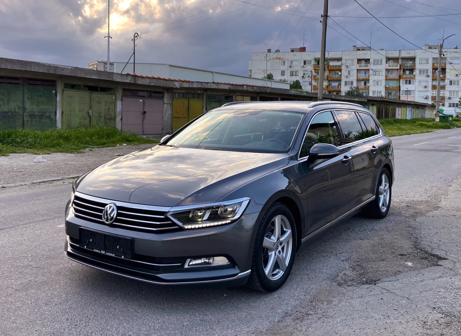VW Passat 8 2.0TDI HIGHLINE* 127 000км* , снимка 1