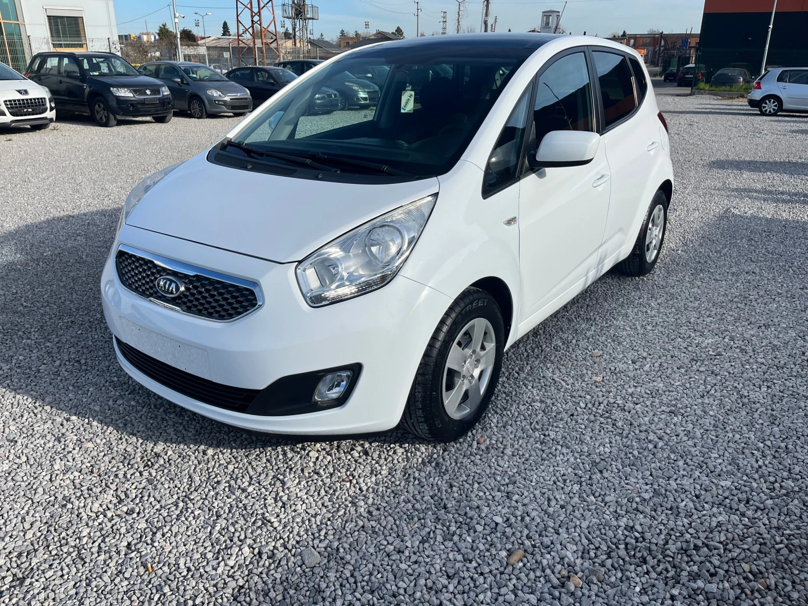 Kia Venga 1.4CRDI-90k.c. FULLSKY /Панорама/ - изображение 2