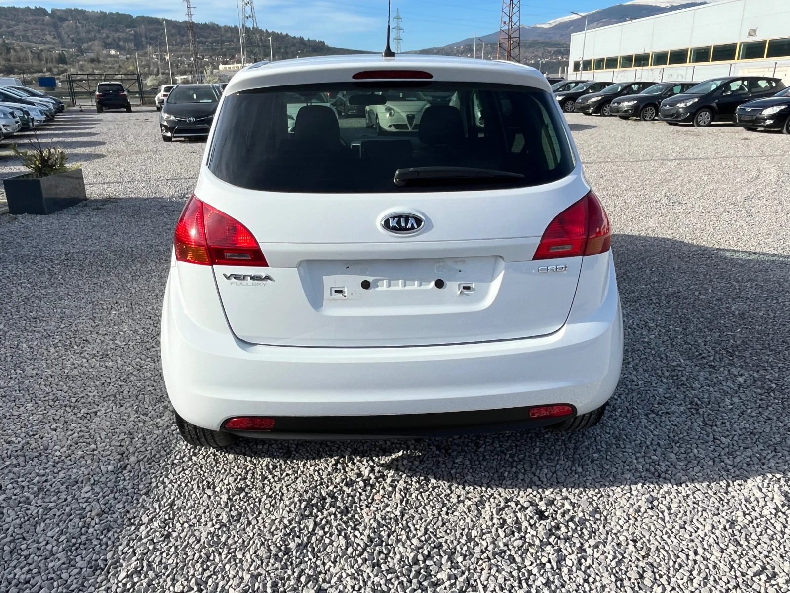 Kia Venga 1.4CRDI-90k.c. FULLSKY /Панорама/ - изображение 5