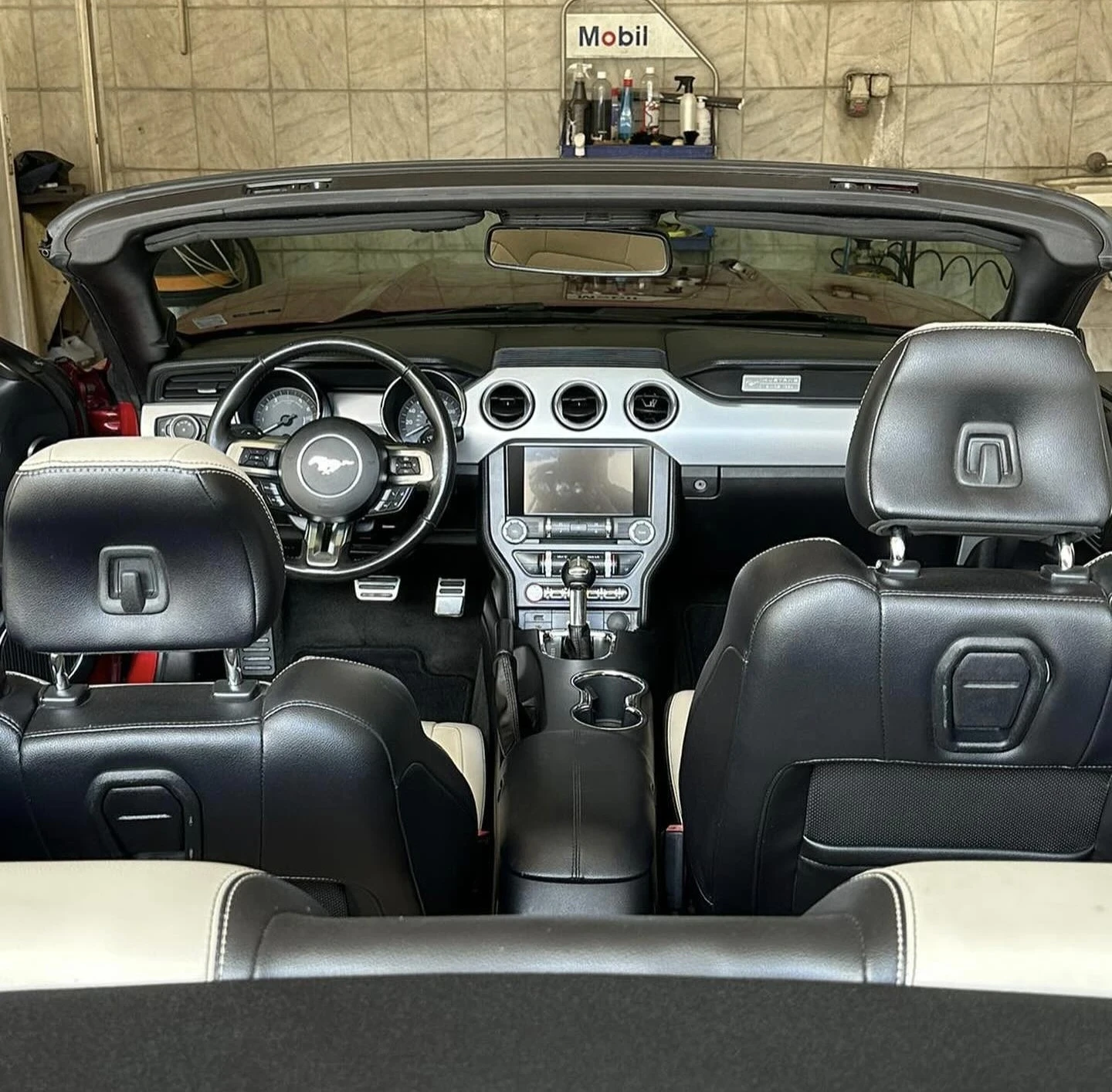 Ford Mustang  - изображение 10