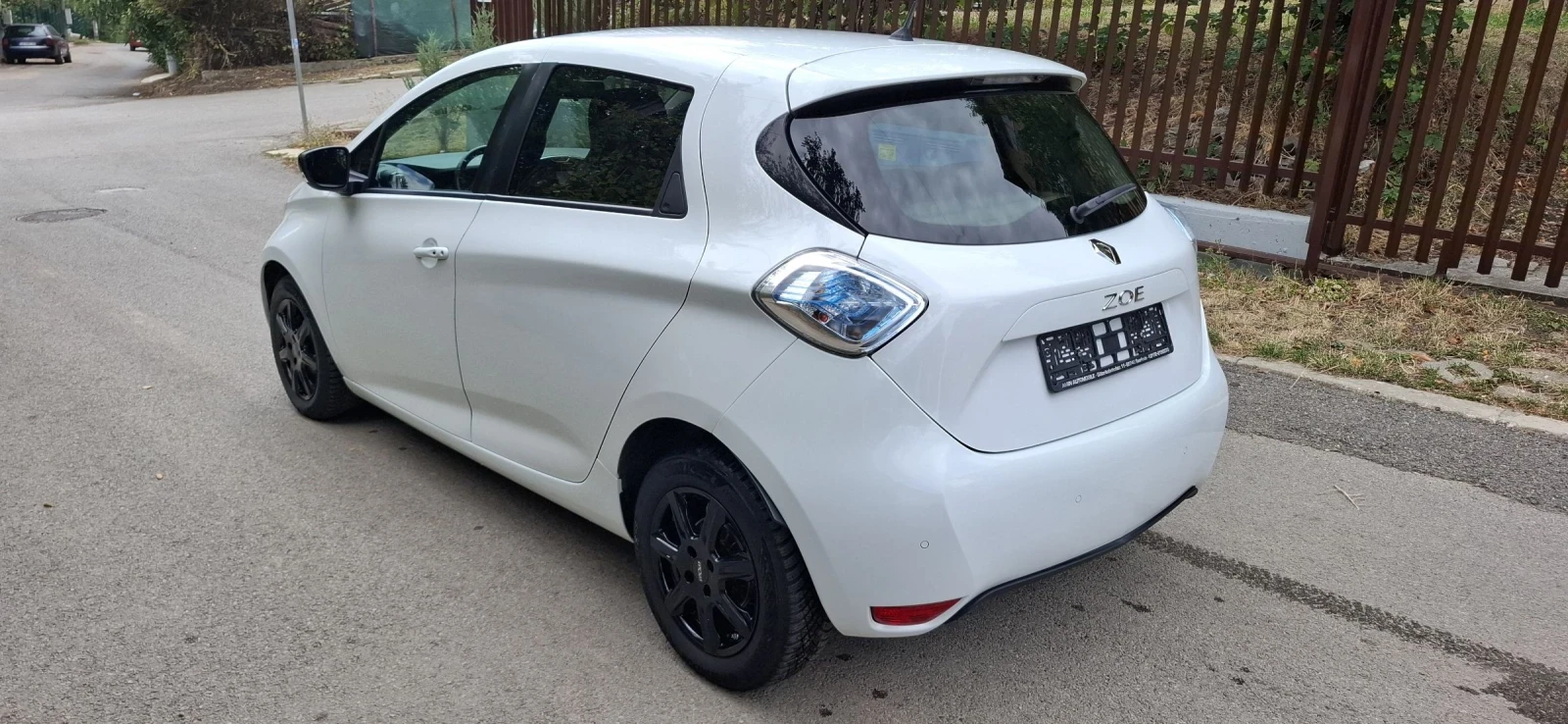 Renault Zoe Intens -41kw собствена батерия - изображение 6