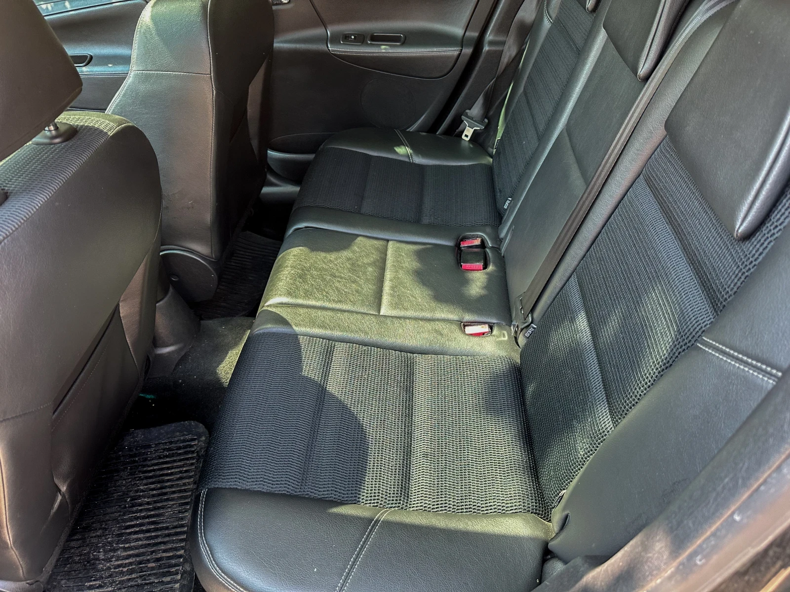 Peugeot 207 SW Outdoor 1.6HDI - изображение 10