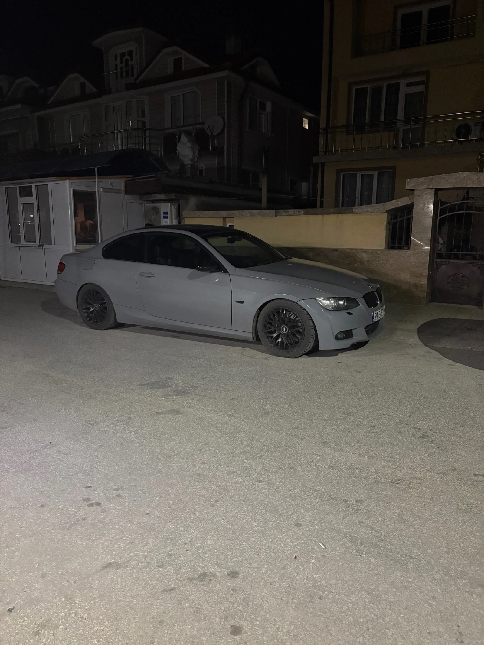 BMW 335 Десен волан - изображение 2