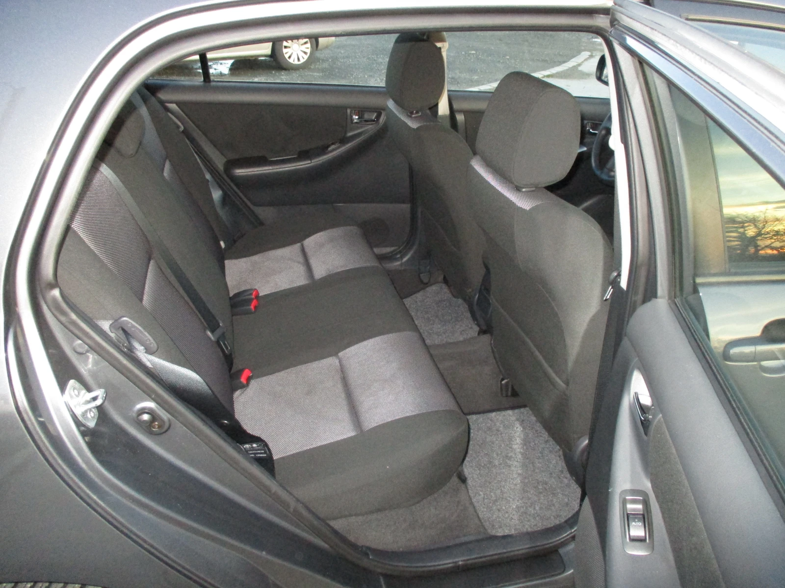 Toyota Corolla 2.0//116./ / | Mobile.bg   15