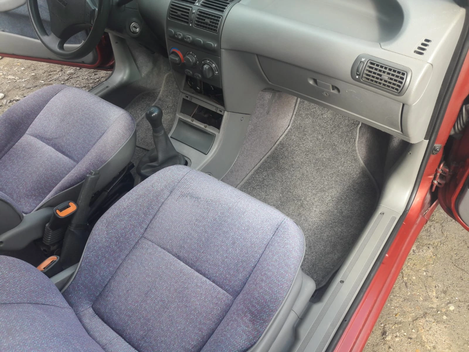 Fiat Punto кабрио, снимка 8 - Автомобили и джипове - 53871420