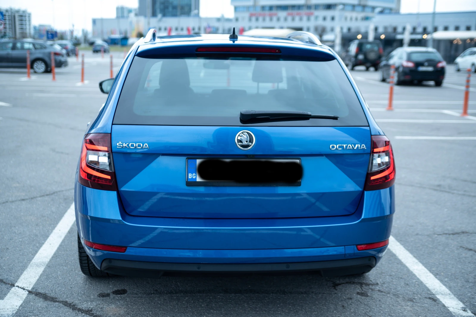 Skoda Octavia, снимка 3 - Автомобили и джипове - 54016269