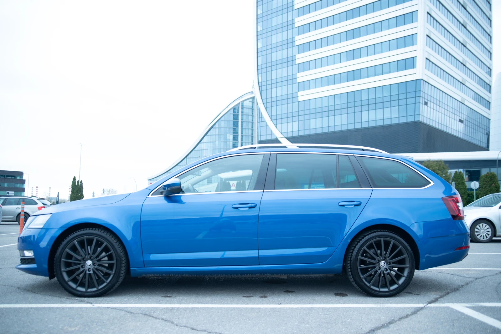 Skoda Octavia, снимка 2 - Автомобили и джипове - 54016269