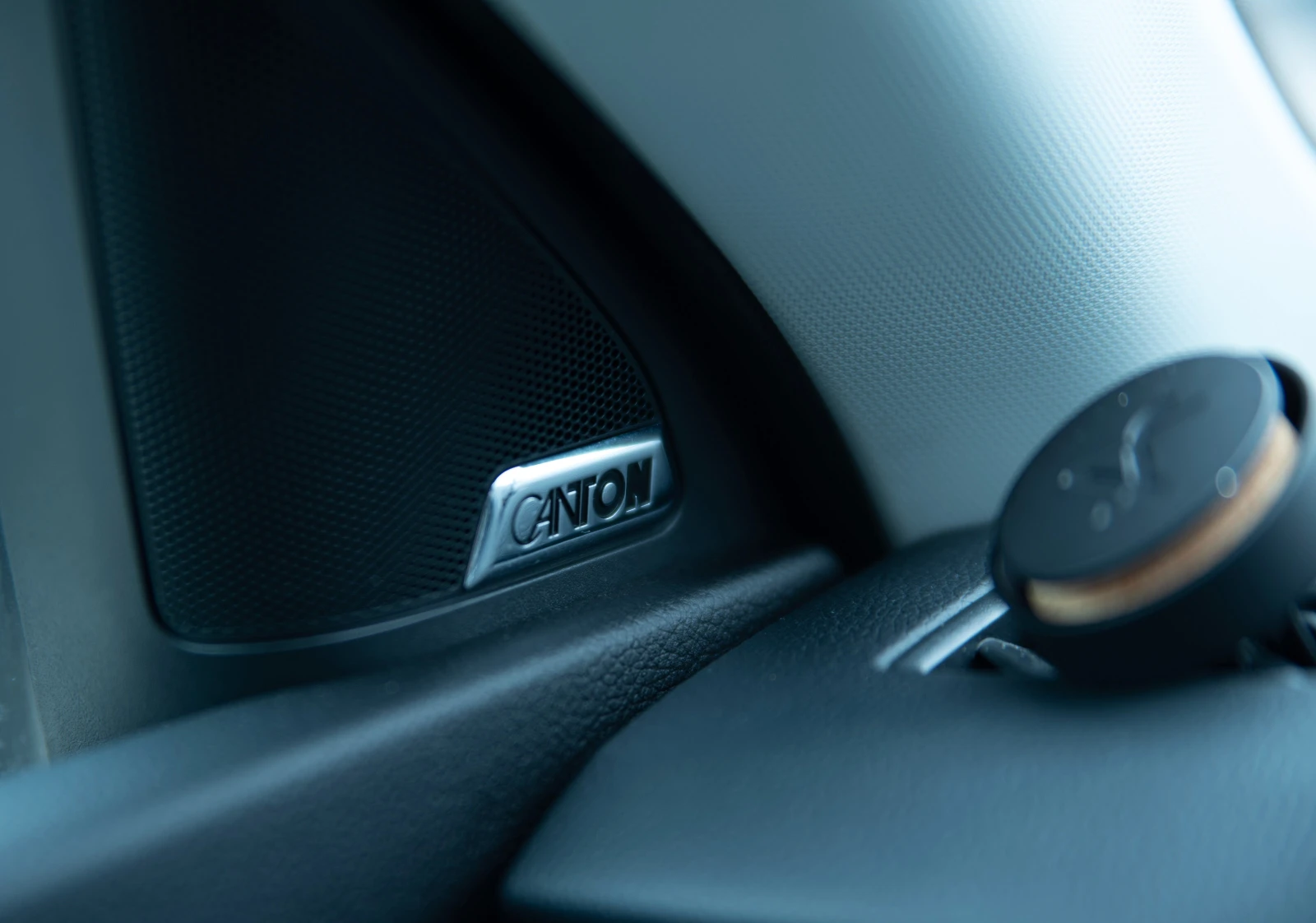 Skoda Octavia, снимка 6 - Автомобили и джипове - 54016269