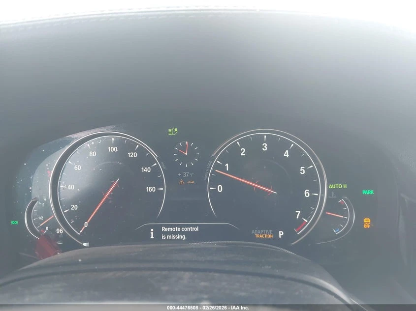 BMW 750 4.4l I xDrive, снимка 7 - Автомобили и джипове - 54354404