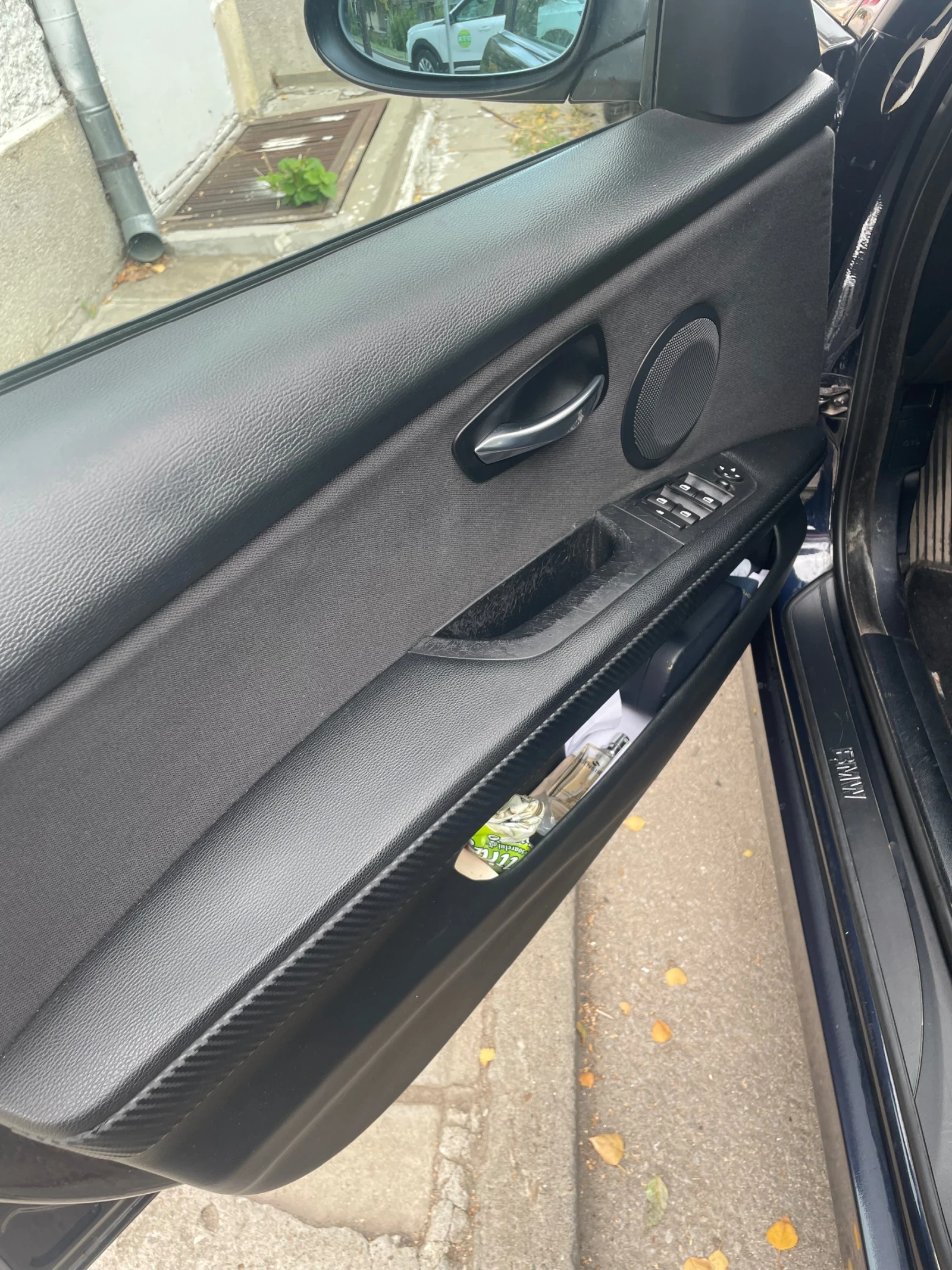 BMW 320, снимка 7 - Автомобили и джипове - 54441030