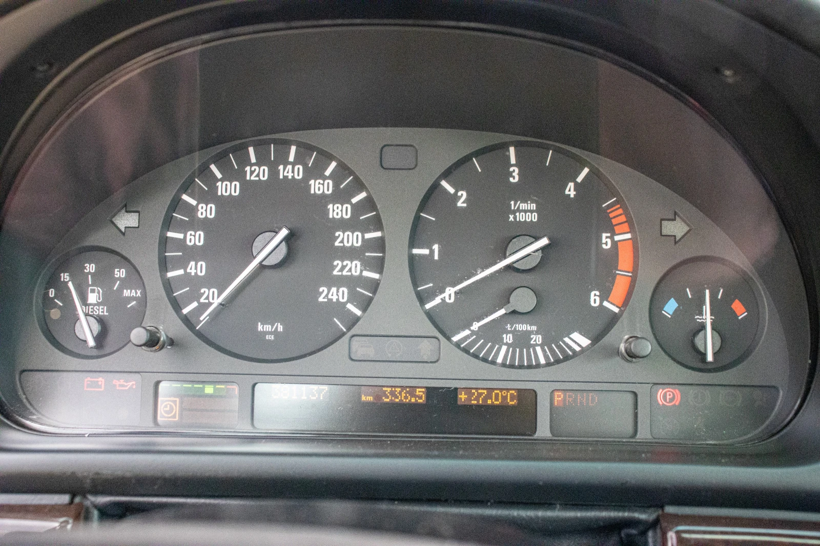 BMW 530 d, снимка 16 - Автомобили и джипове - 54692072