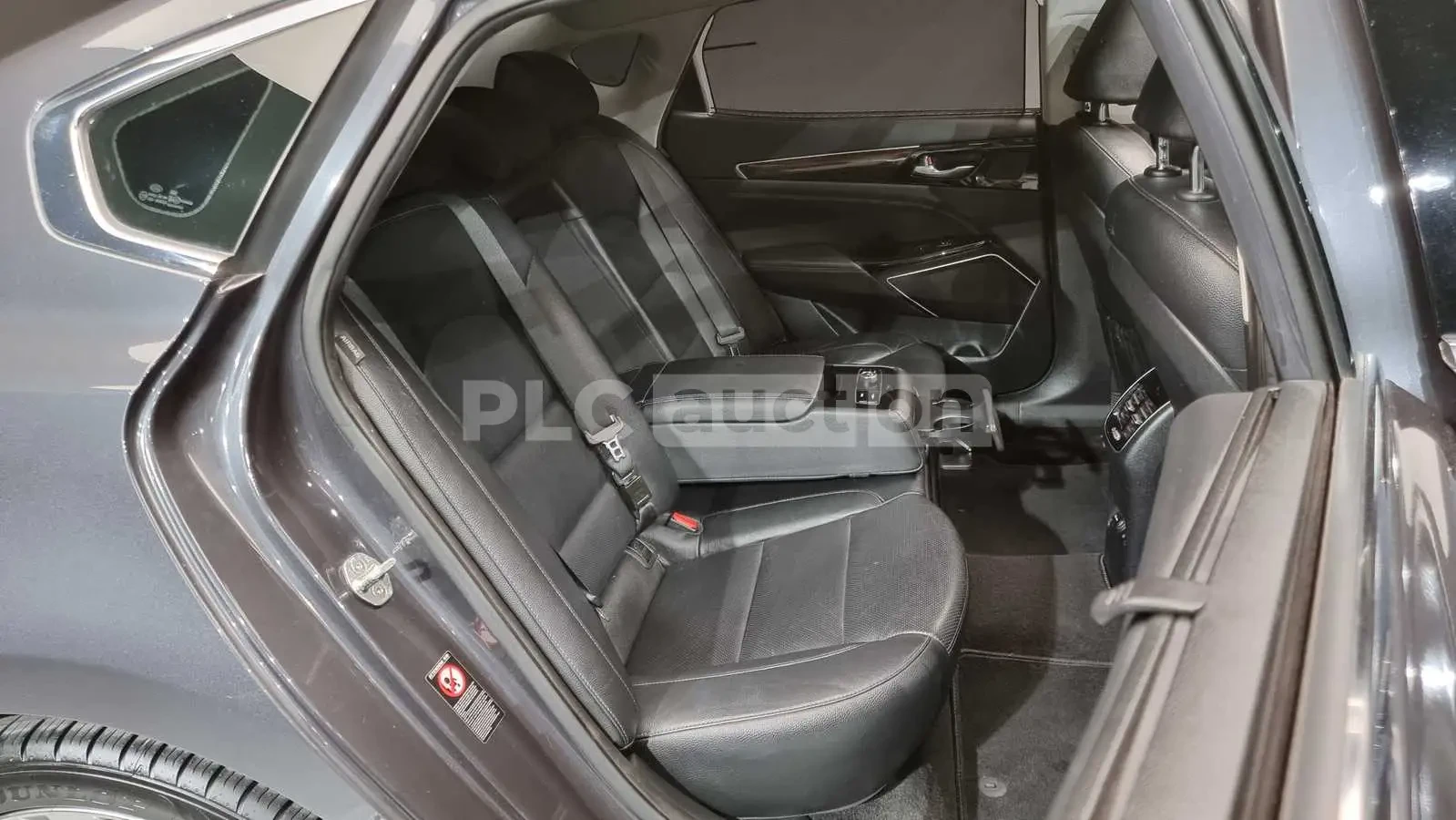 Kia K7 3.0 PRIME| 360| KRELL| HEAD UP| ПАНОРАМА, снимка 12 - Автомобили и джипове - 54697843