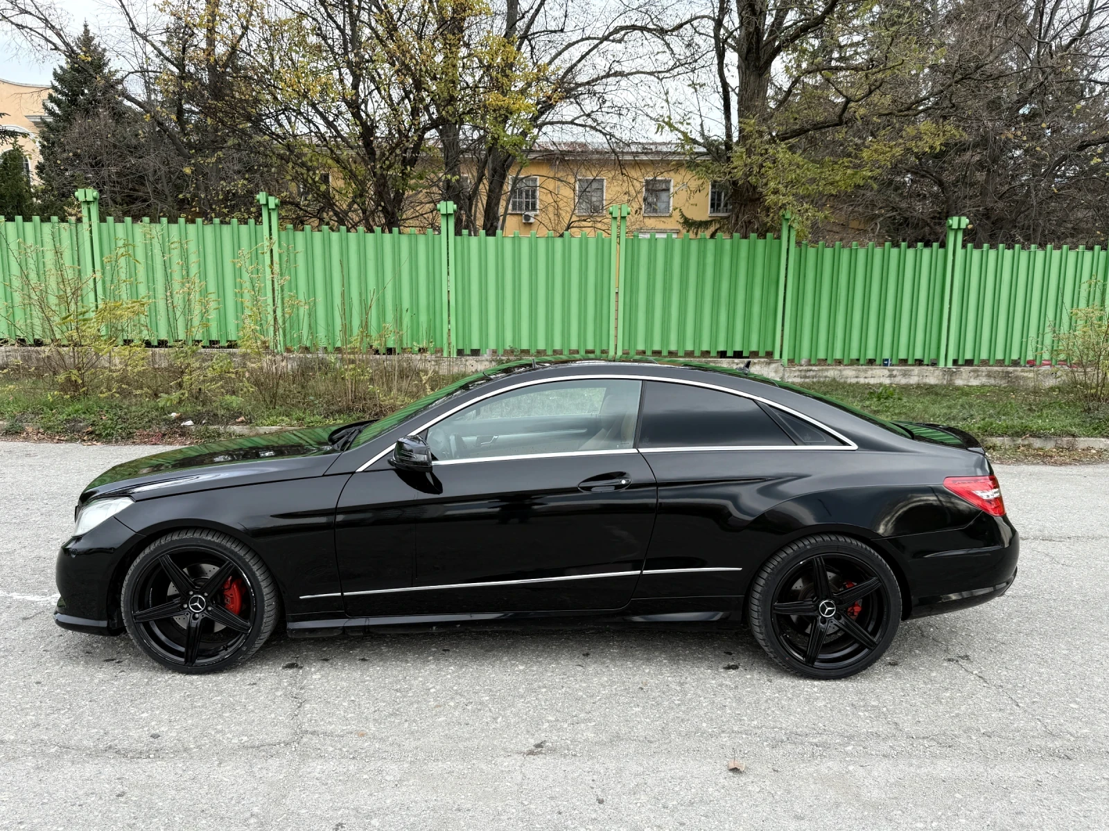 Mercedes-Benz E 350 AMG , снимка 3 - Автомобили и джипове - 54813845