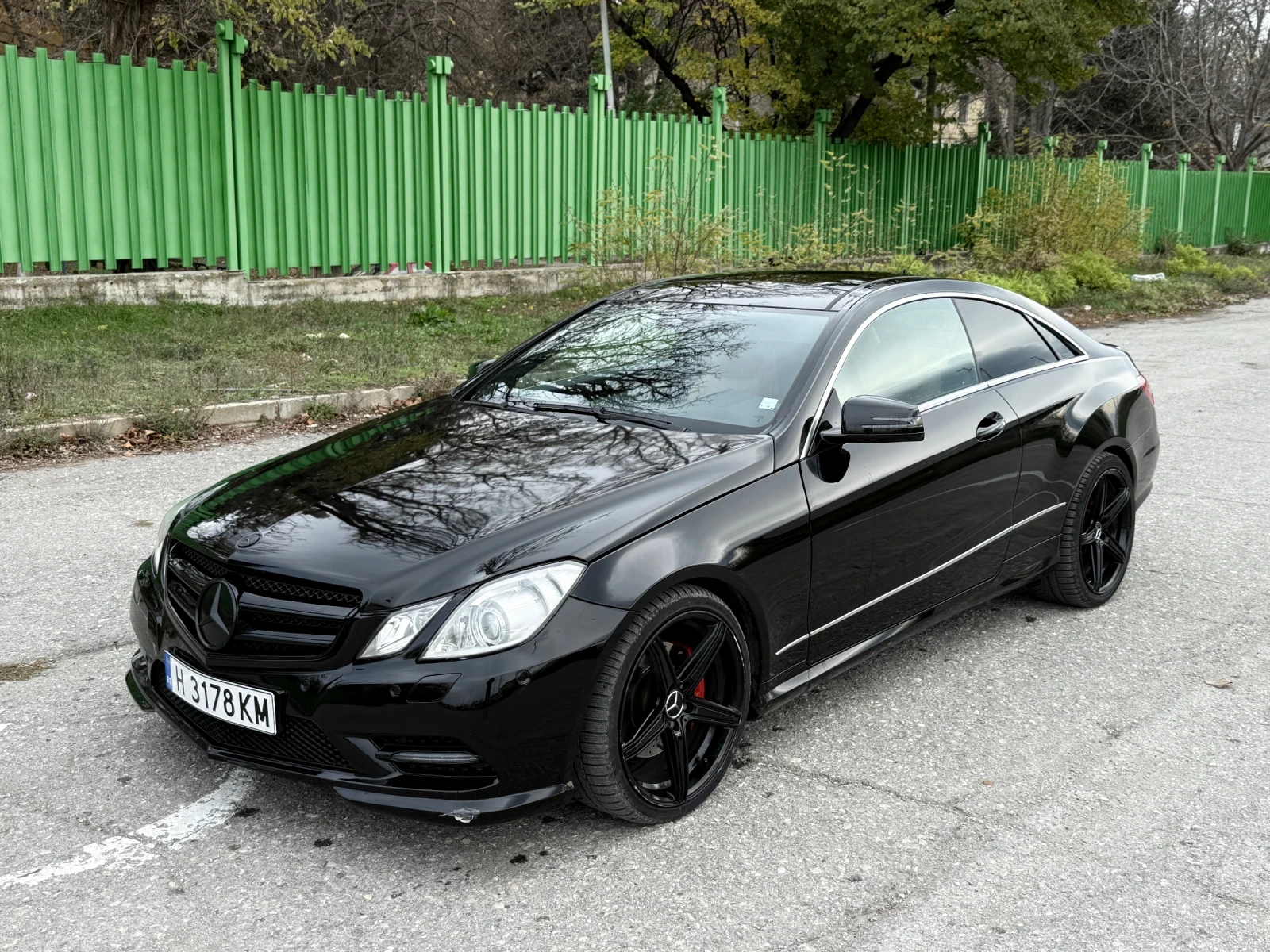 Mercedes-Benz E 350 AMG , снимка 2 - Автомобили и джипове - 54813845