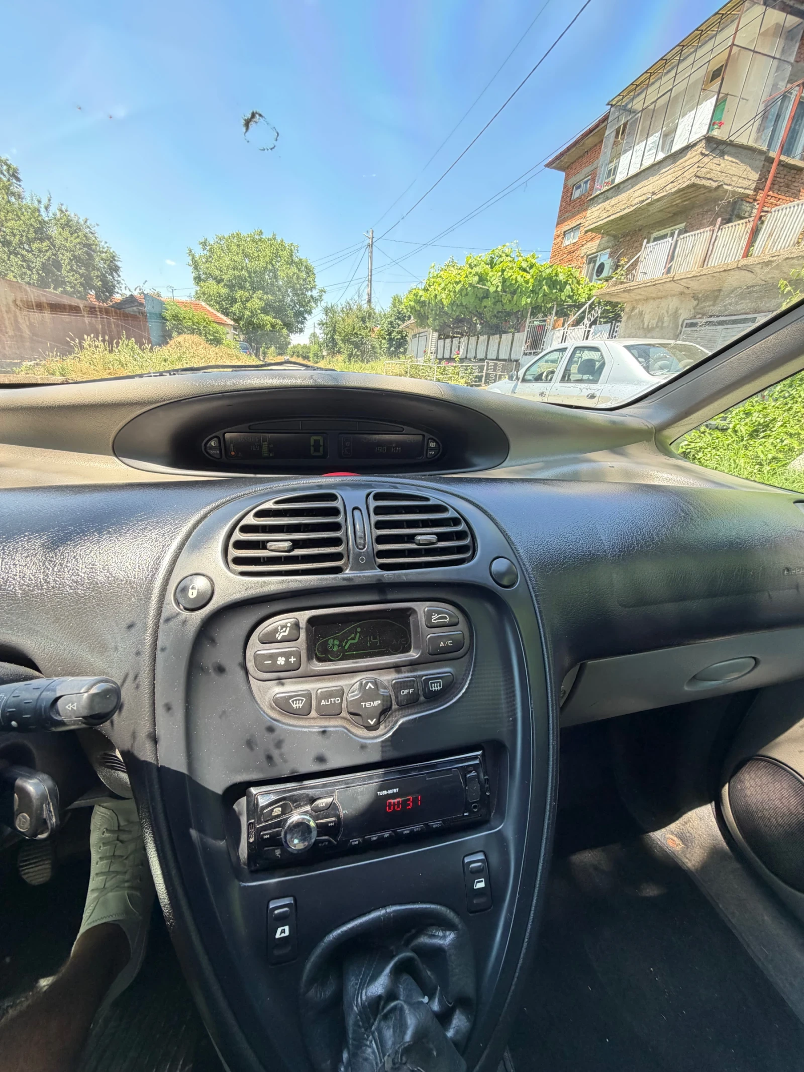 Citroen Xsara picasso 1.6 LPG, снимка 8 - Автомобили и джипове - 54867173