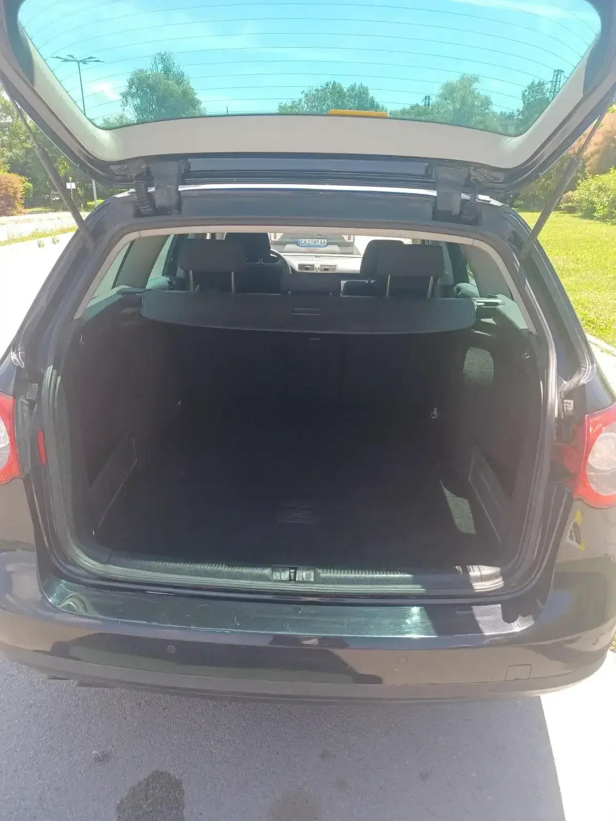 VW Passat 2l Tdi 140kc, снимка 5 - Автомобили и джипове - 54946048