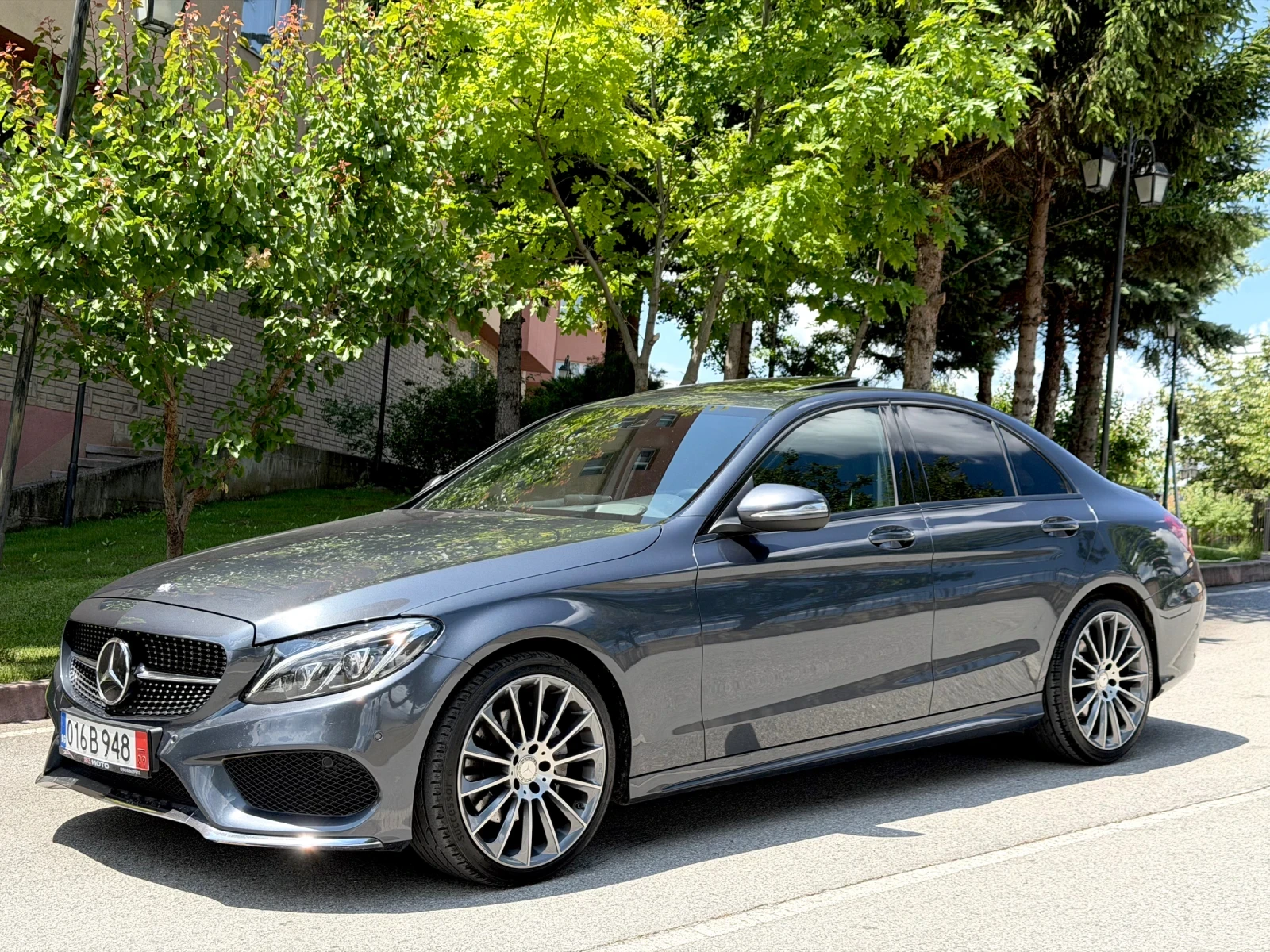 Mercedes-Benz C 220 AMG/Дистроник/Burmester/Head-up/Multibeam/Keyless